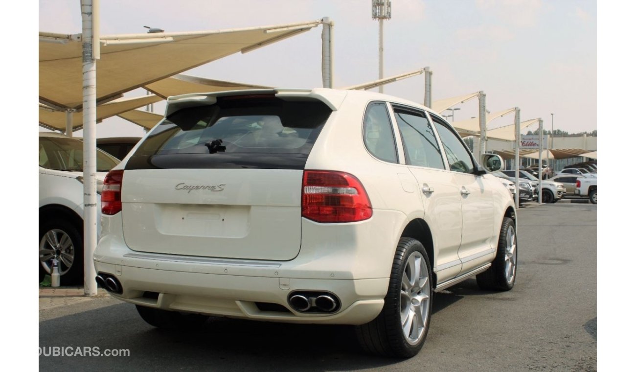 Porsche Cayenne ACCIDENTS FREE - GCC - FULL OPTION - CAR IS IN PERFECT CONDITION INSIDE OUT