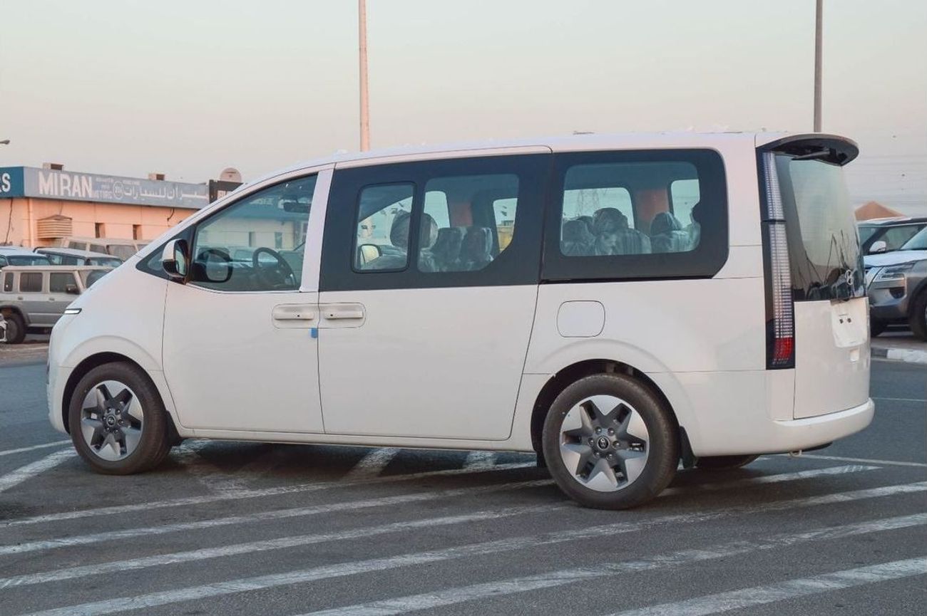 هيونداي ستاريا HYUNDAI STARIA 2.2L DIESEL MINIVAN 2025