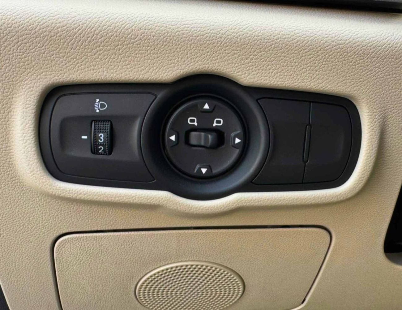 شيري ازيرو5 ARRIZO 5 || 1.5L PETROL V4 / GCC SPECS / KEY START / REAR PARKING SENSOR (CODE # TARZ)
