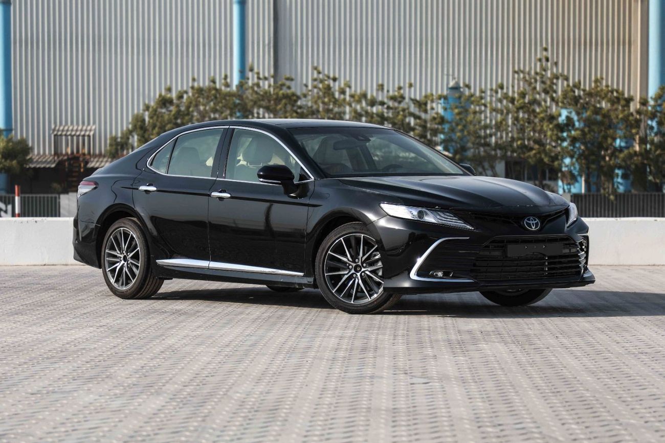 تويوتا كامري تويوتا كامري 3.5 2024 - اسود اتيتيود من الداخل بيج | تصدير فقط