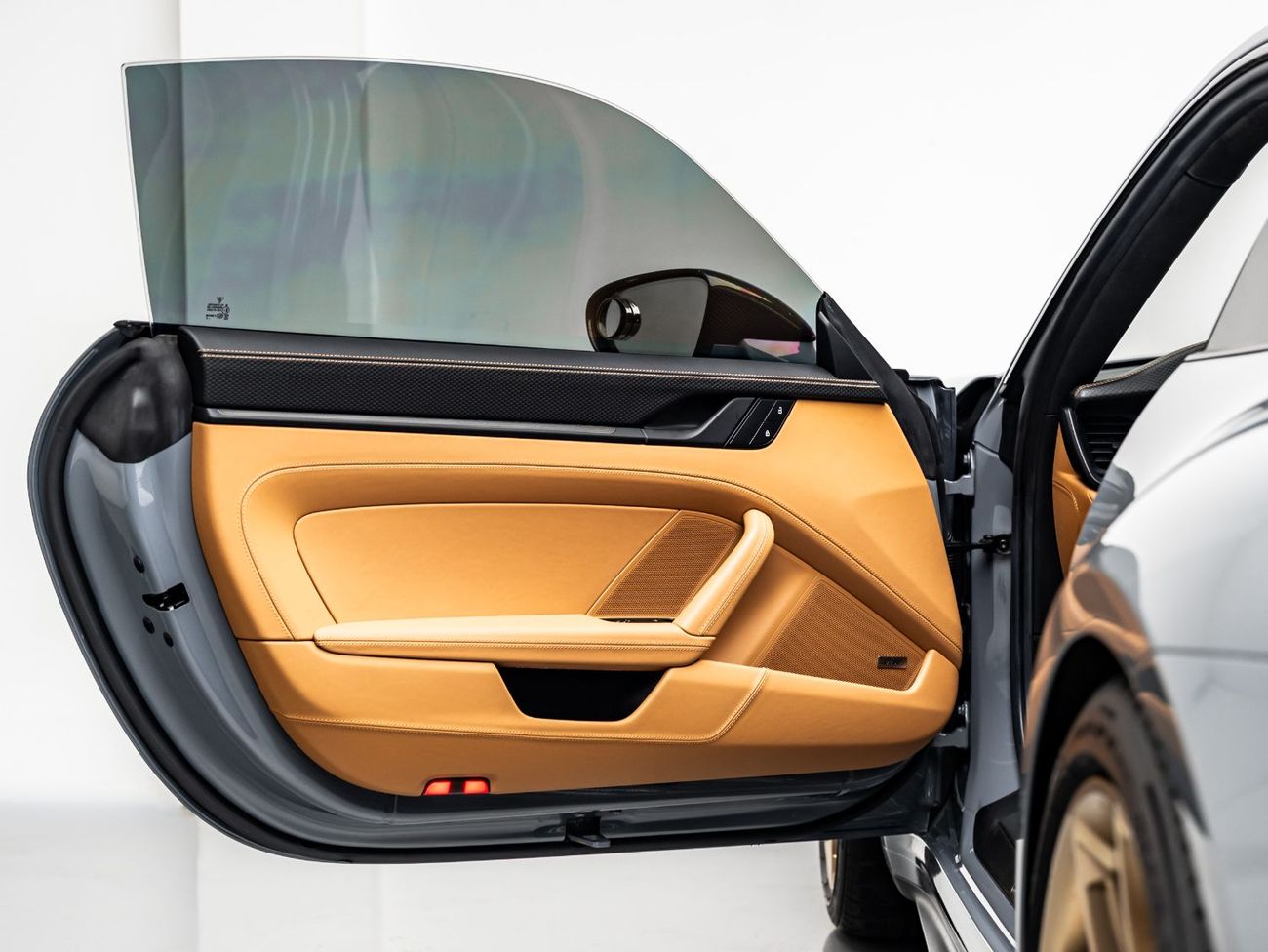 Porsche 911 GT3 4.0L (505 HP) Touring Package 2024 Porsche 911 GT3 Touring, 2028 Porsche Warranty, Full Service