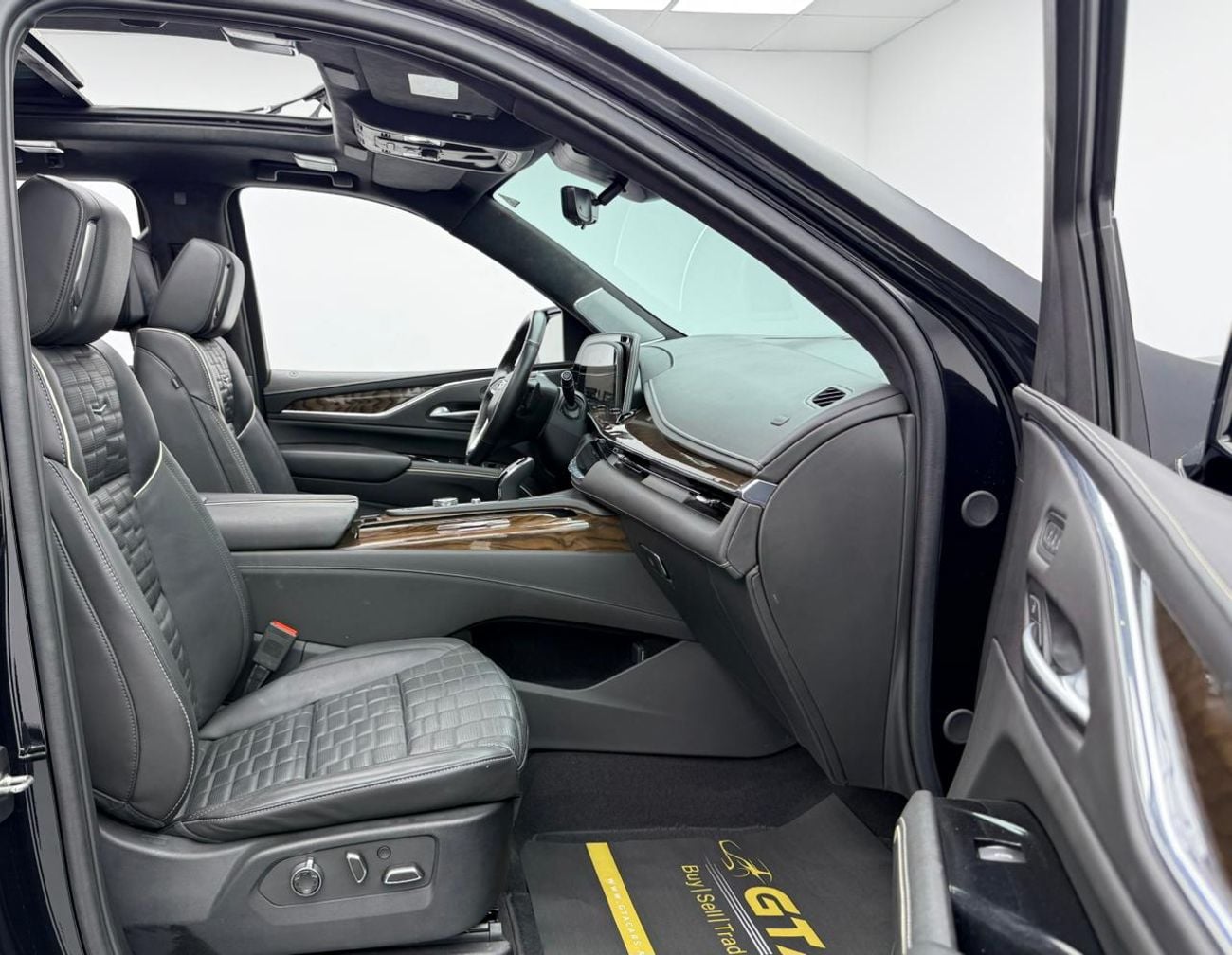 Cadillac Escalade SPORT PLATINUM 2024 Cadillac Escalade Sport Platinum Black Edition, 2028 Cadillac Warranty, Pilot Se