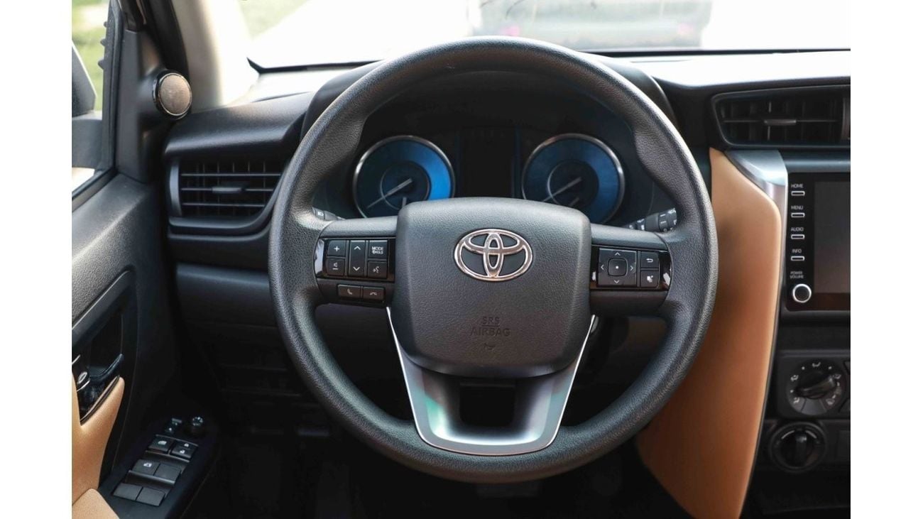 Toyota Fortuner 2023 Toyota Fortuner 4x4 2.7 Low- White Pearl inside Chamois | Export Only