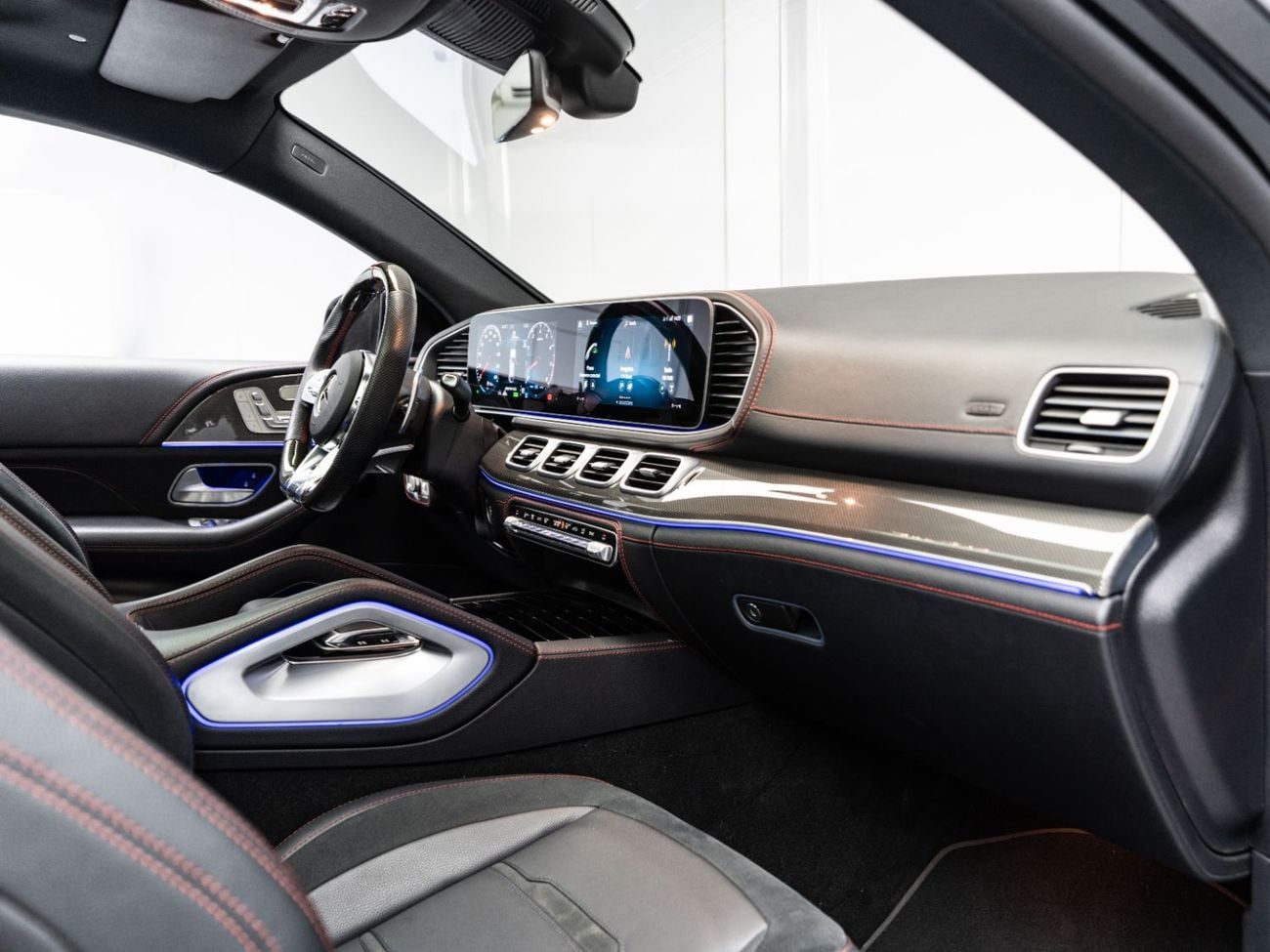 مرسيدس بنز GLE 53 AMG COUPE 4MATIC+ BUY NOW, PAY 2027 | THE BLACKLINE STANDARD |  2027 Mercedes Warranty + Service, GCC