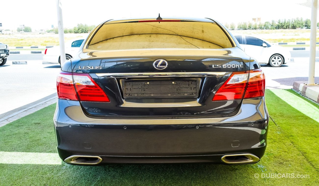 Lexus LS 600 L Hybrid