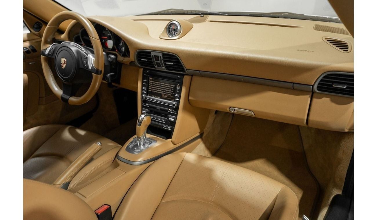 Porsche 911 Carrera 3.6L Coupe