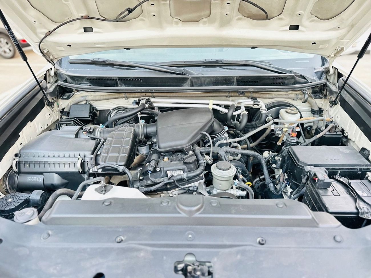 تويوتا برادو Toyota Prado TX 2020 LHD V4 Petrol