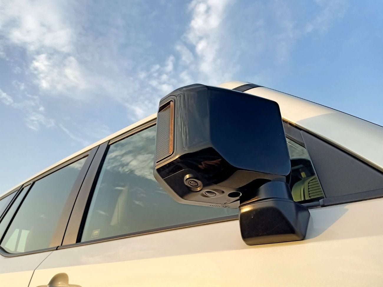 تويوتا برادو Toyota Land Cruseir Prado  2.8L  Diesel  Turbo 4*4 Full Option  7 Seats White Color 2026 Model