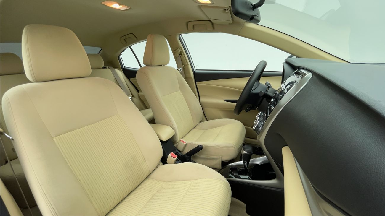 تويوتا يارس SE 1.5 | بدون دفعة مقدمة | اختبار قيادة مجاني للمنزل