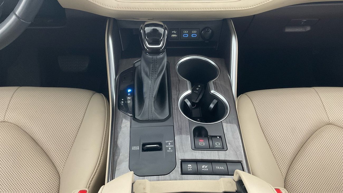 تويوتا هايلاندر VXR | شامل الضمان | 0 ﺪﻔﻋﺓ ﺃﻮﻟﻯ