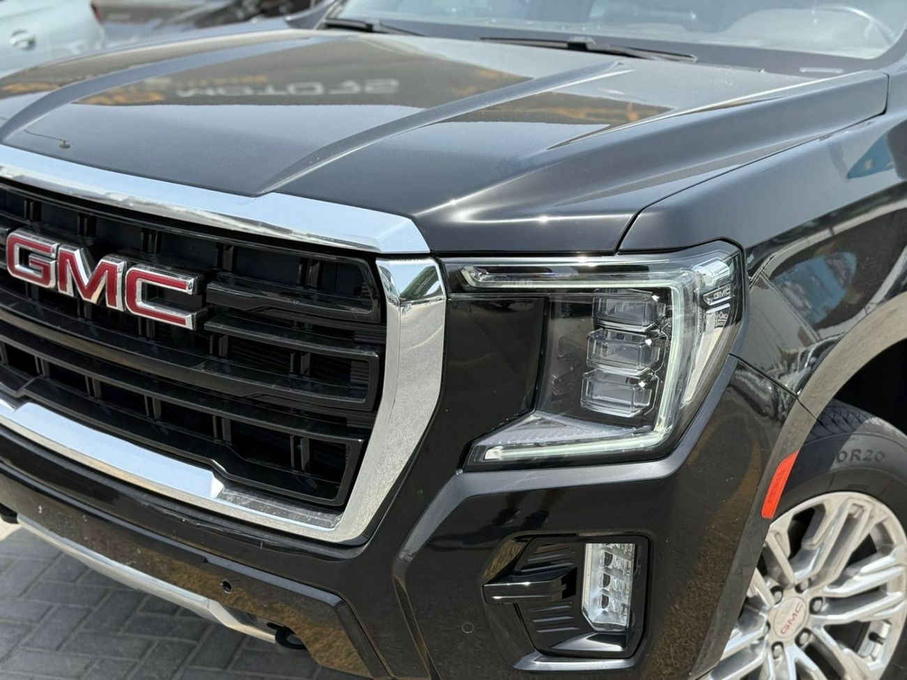 GMC Yukon 6.2 V8 Denali (AWD)