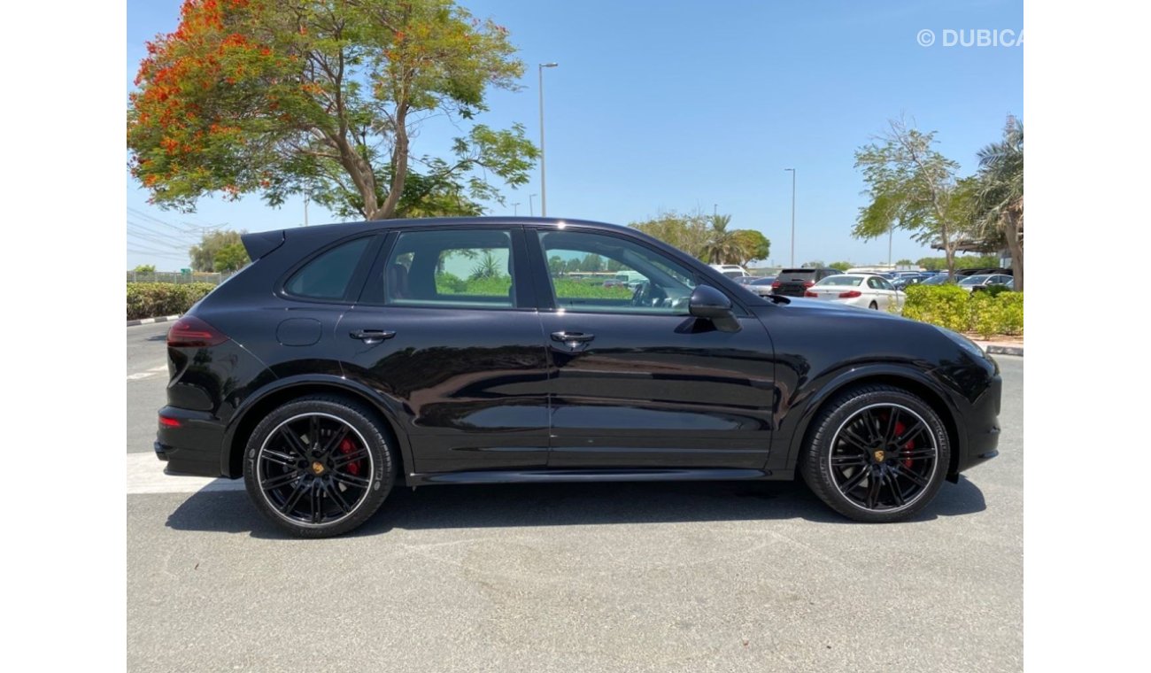 Porsche Cayenne GTS  2016 GCC