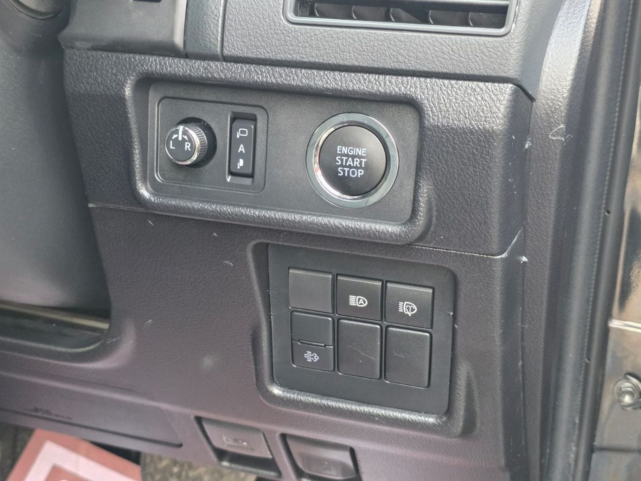 Toyota Prado TX-L ,Right Hand ,Diesel ,Sunroof ,Leather Electric Seats