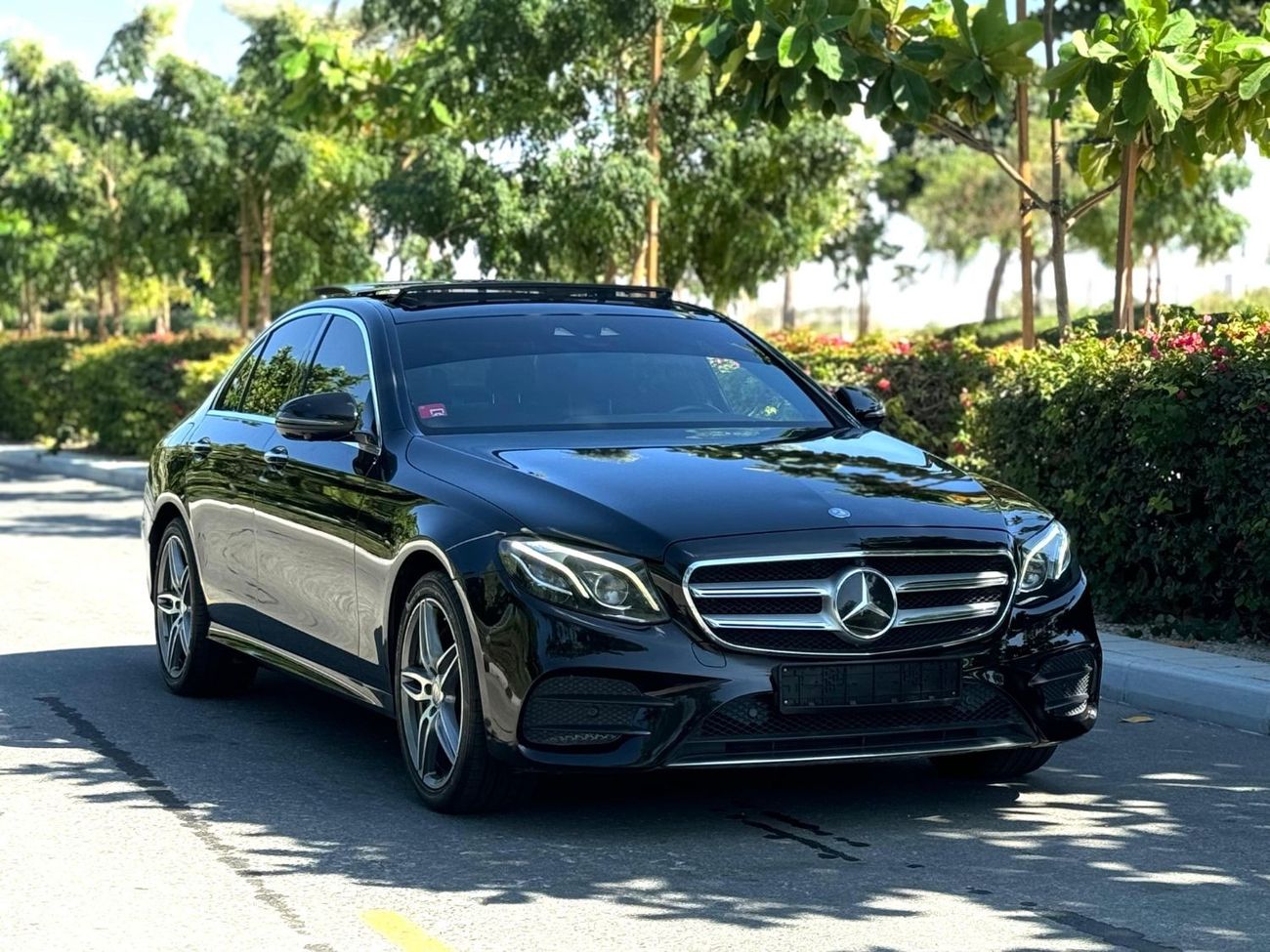 مرسيدس بنز E200