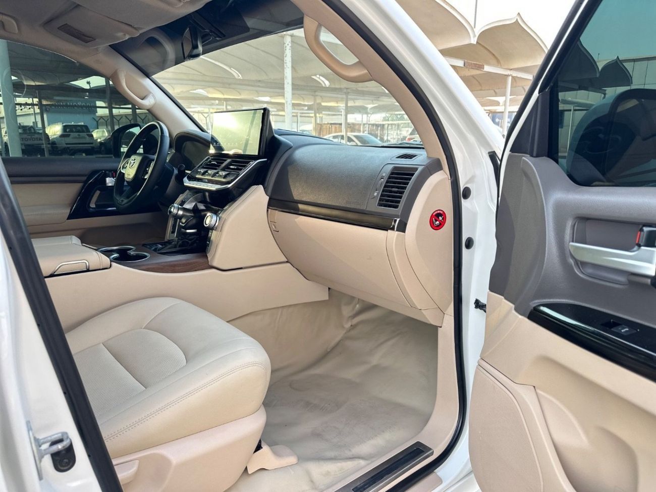 Toyota Land Cruiser GXR 4.6L