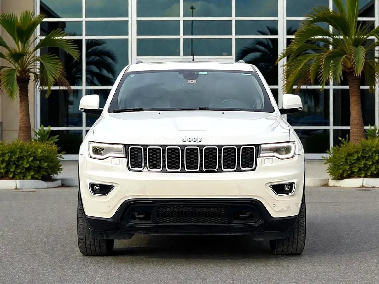 جيب جراند شيروكي exclusive 3.6L 1,157 P.M | Exclusive - GCC Specs | Original paint