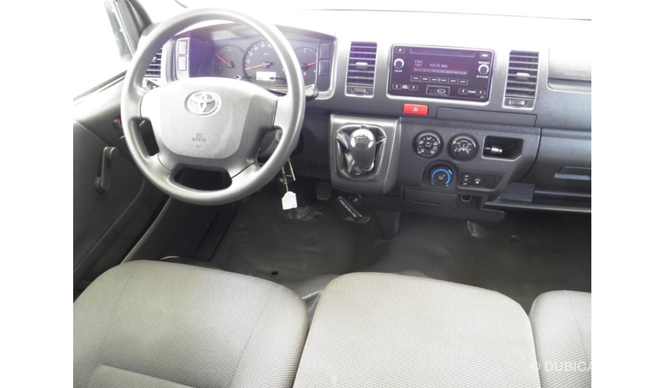 Toyota Hiace 2015 ref#517