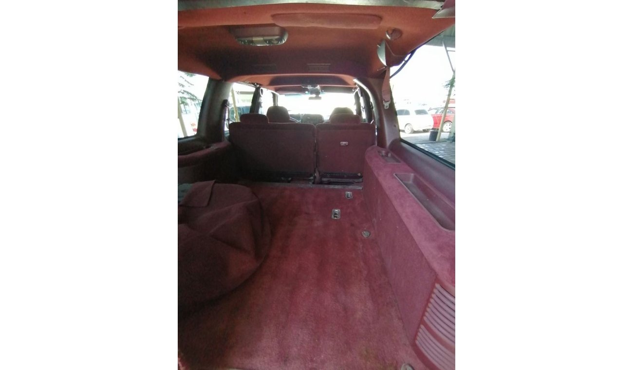 GMC Yukon GMC Model 1996 is a V8 in good condition