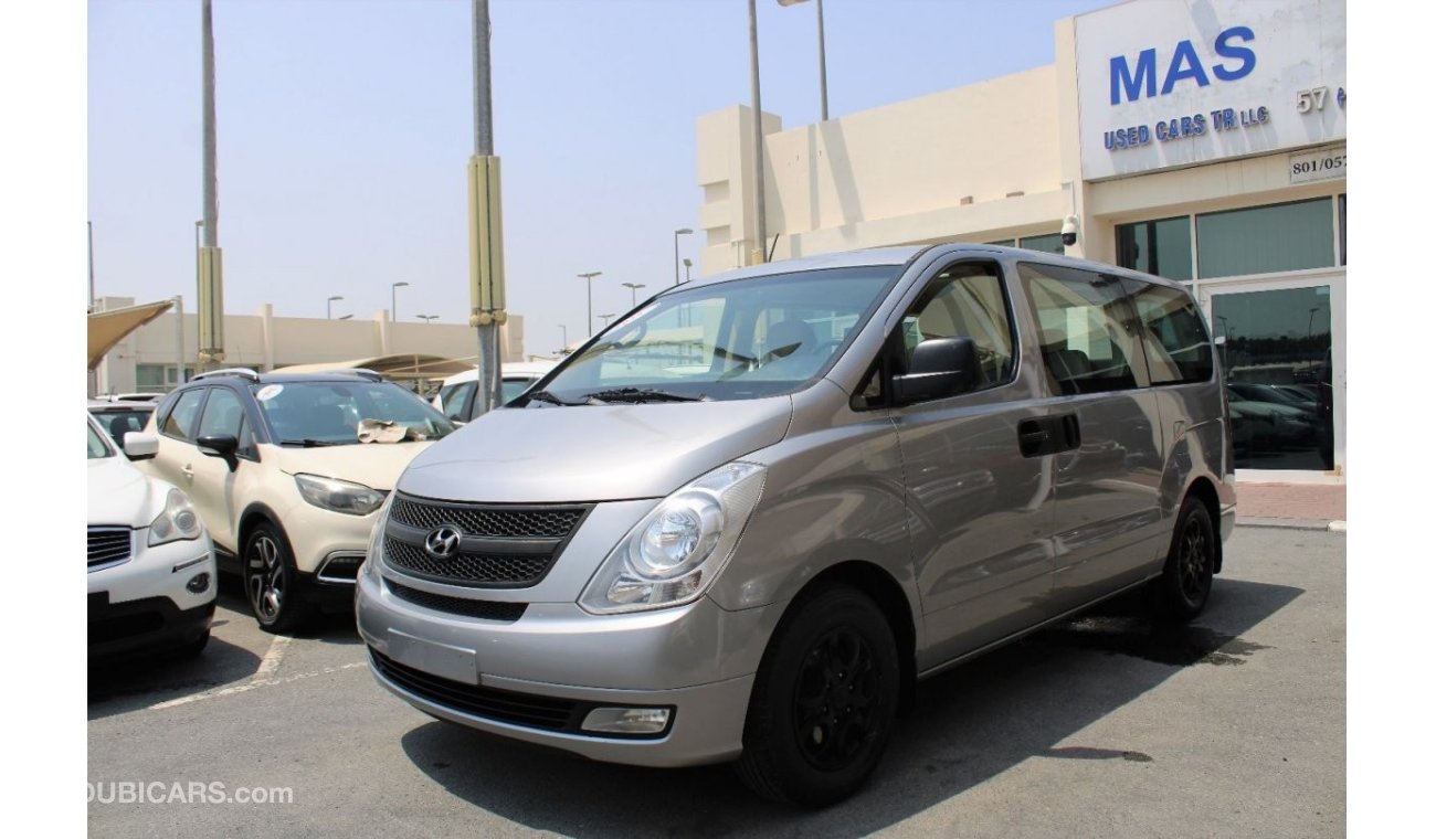 Hyundai H-1 Std ACCIDENT FREE - GCC - CAR IS IN PERFECT INSIDE OUT