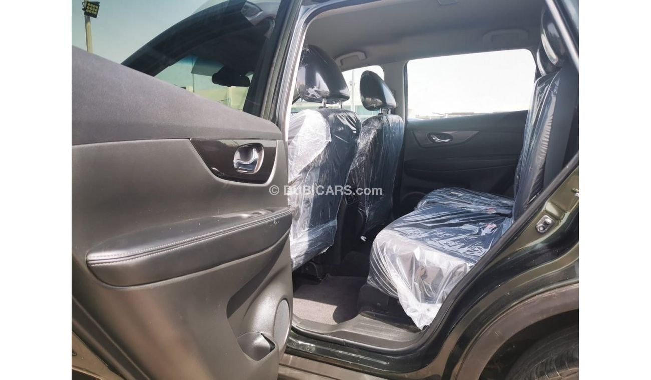 Nissan Rogue SV - AWD