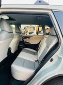 تويوتا راف ٤ XLE PREMIUM SUNROOF LEATHER SEAT