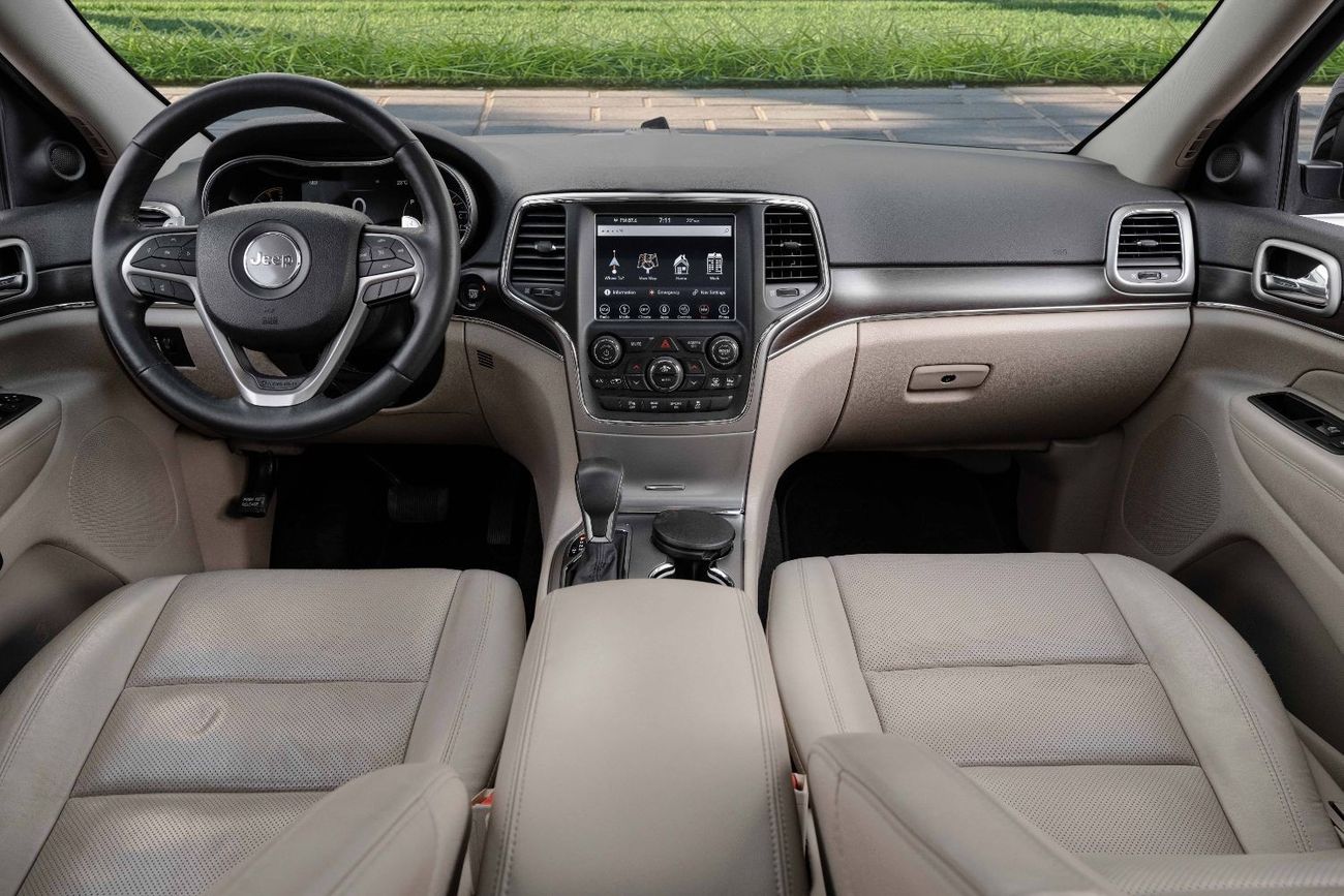 Jeep Grand Cherokee Limited V8 | 2,350 P.M  | 0% Downpayment | Immaculate Condition!