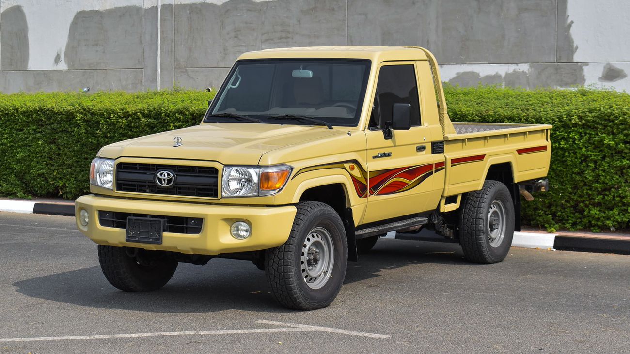 Toyota Land Cruiser Pick Up