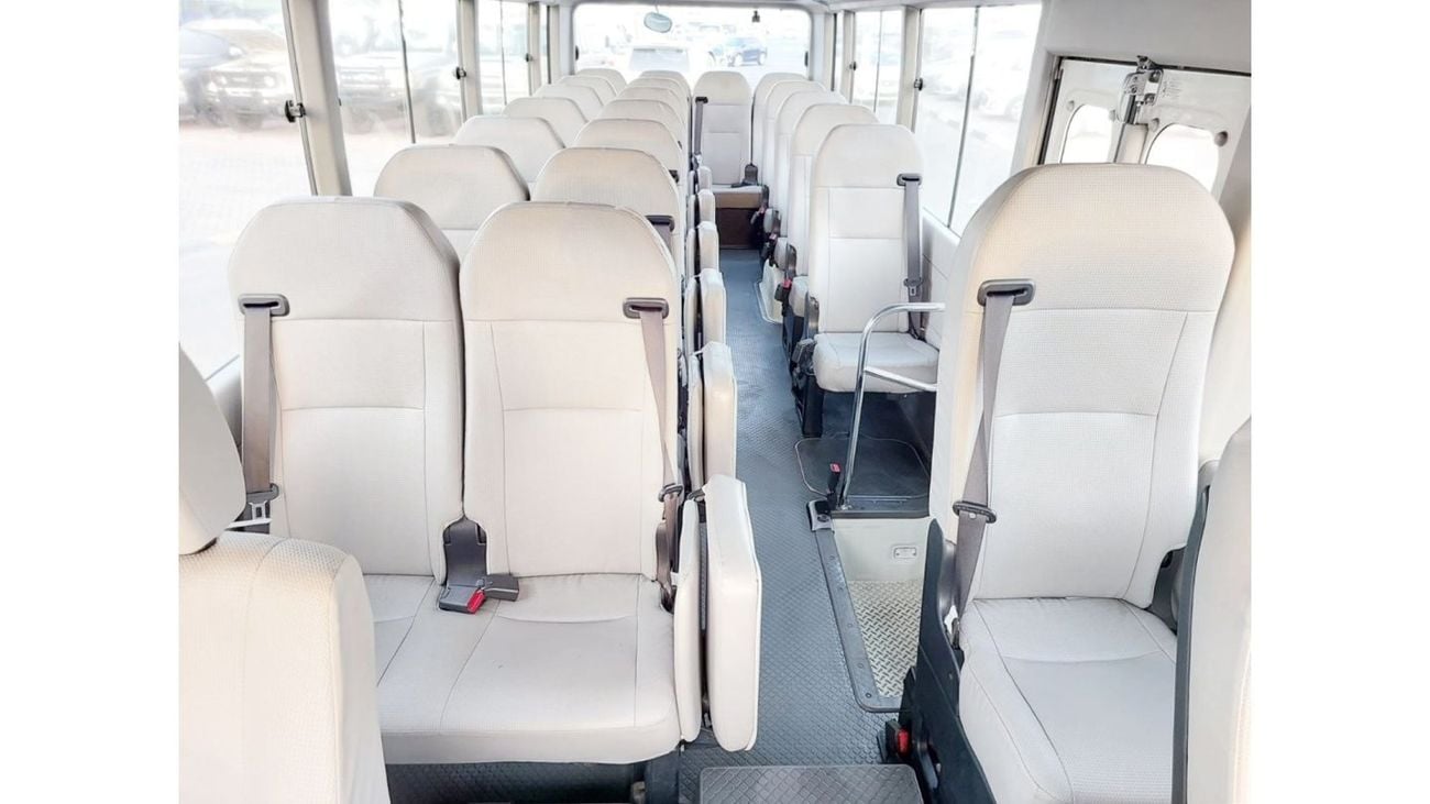 Toyota Coaster TOYOTA COASTER BUS RIGHT HAND DRIVE(PM02252)