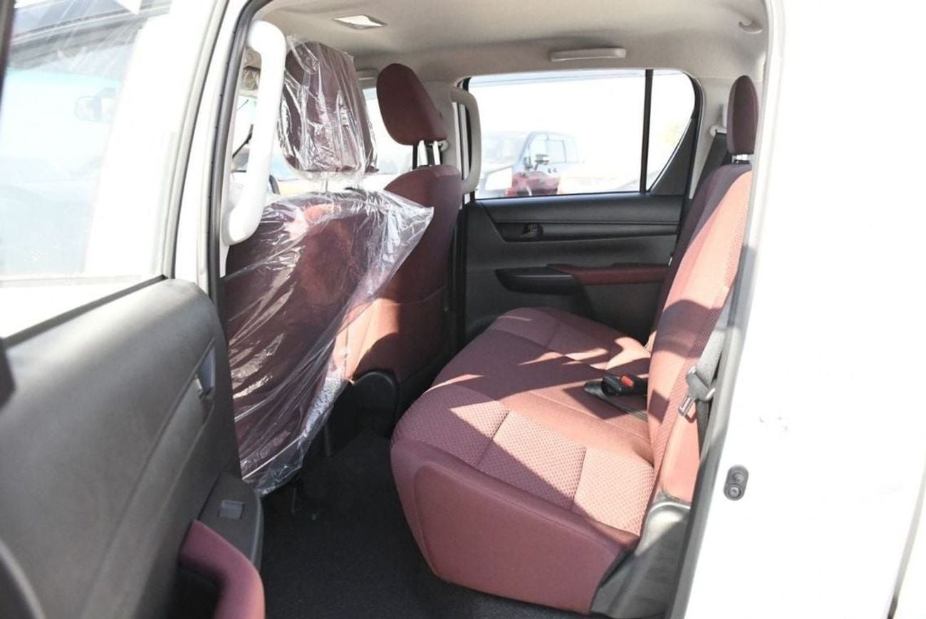 تويوتا هيلوكس SGLX TOYOTA HILUX 2.4 DSL 4x4 DC MANUAL TRANSMISSION