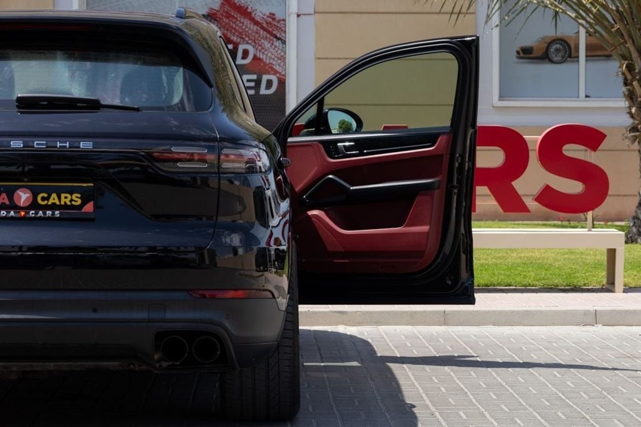 Porsche Cayenne S 2.9L (440 HP)