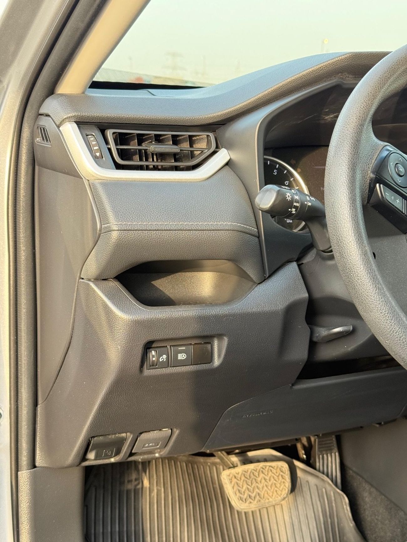 تويوتا راف ٤ XLE 4WD Full Option 2021