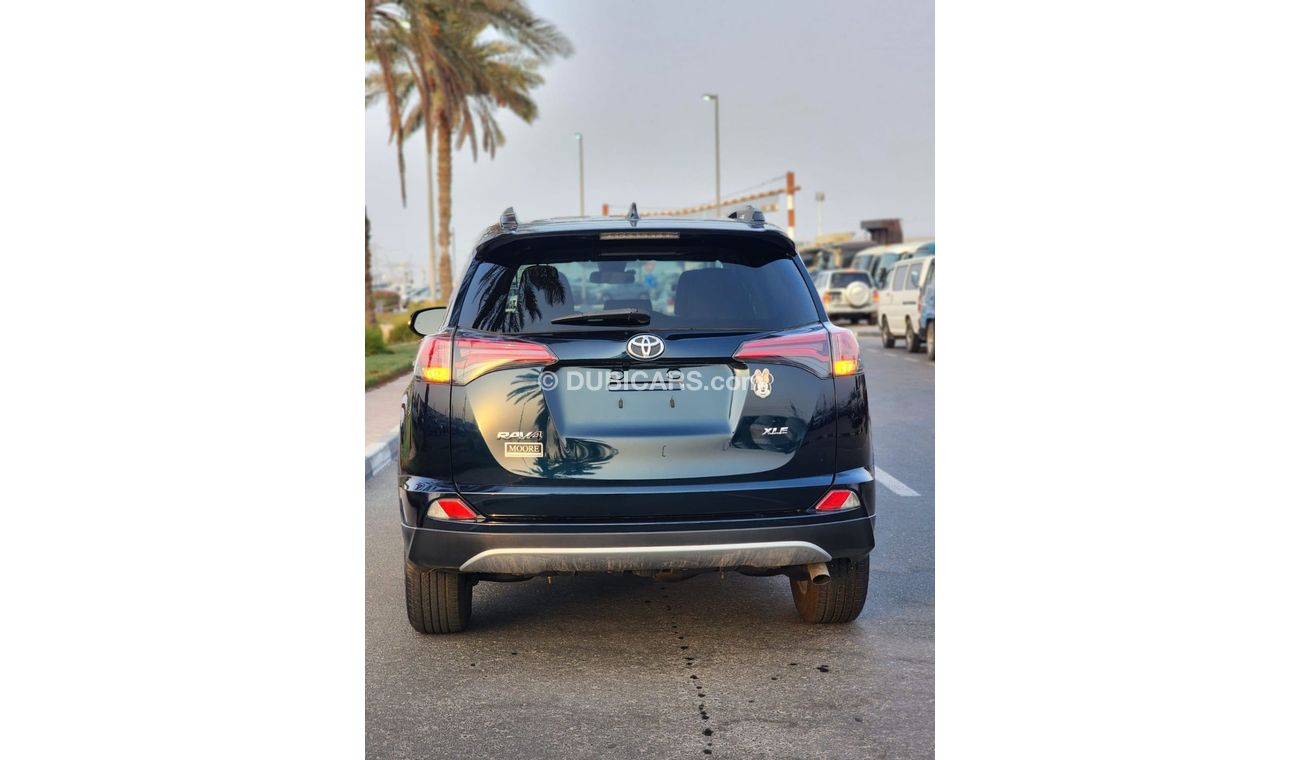Toyota RAV4 Toyota Rav4 xle full option 2018 model