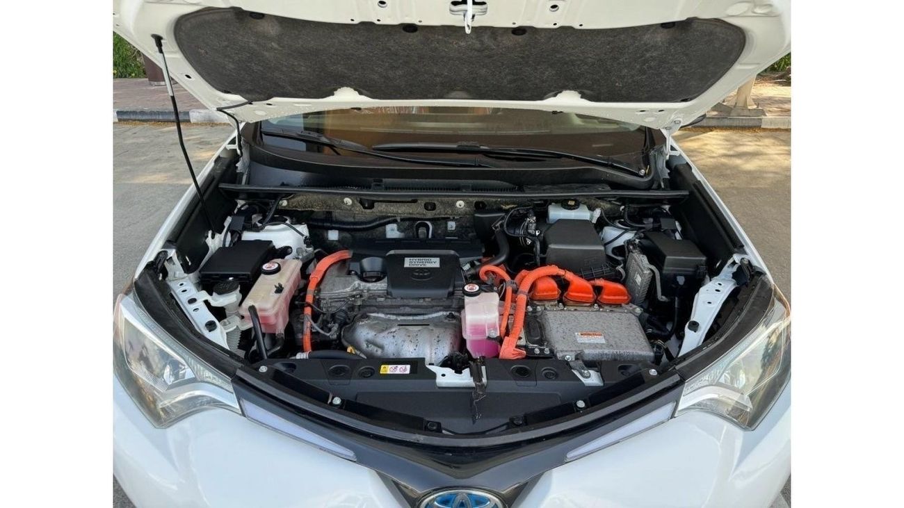 Toyota RAV4 2018 XLE HEV HYBRID ENGINE AWD USA IMPORTED