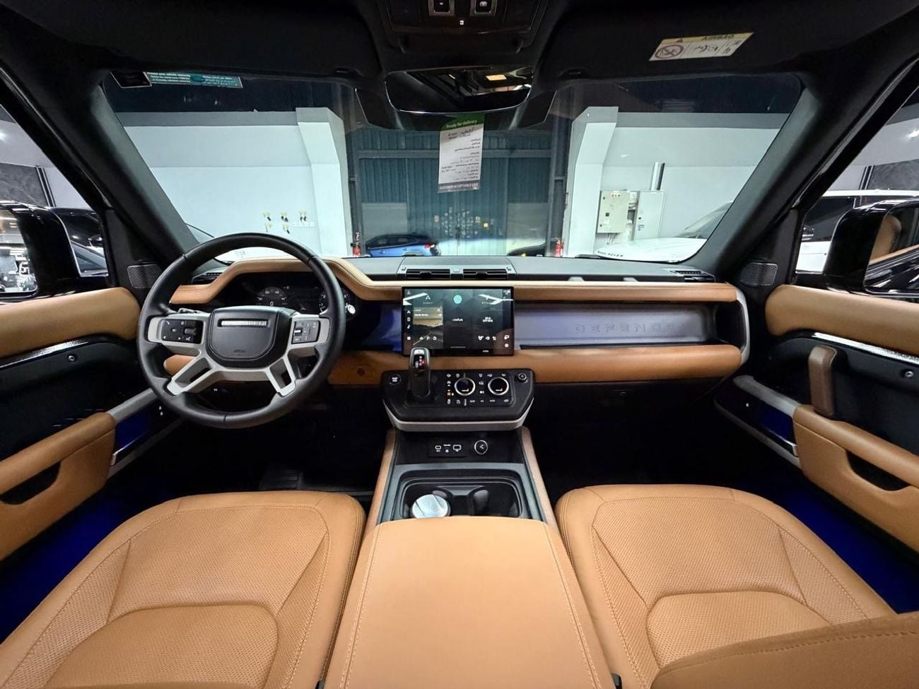 Land Rover Defender P400 110 HSE 3.0L (5 Seater)