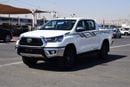 تويوتا هيلوكس 2.7L (4x4) Petrol SR5