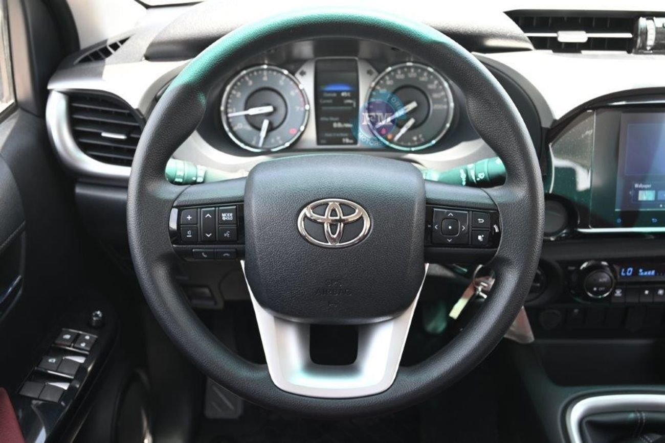 Toyota Hilux Double Cab SR5 2.7L Petrol 4WD 5 Seater Manual