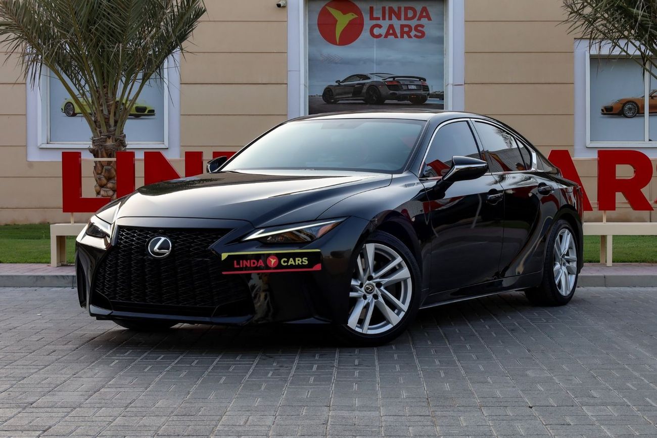 Lexus IS300 Premier Lexus IS300 2021 GCC under Warranty with Flexible Down-Payment.