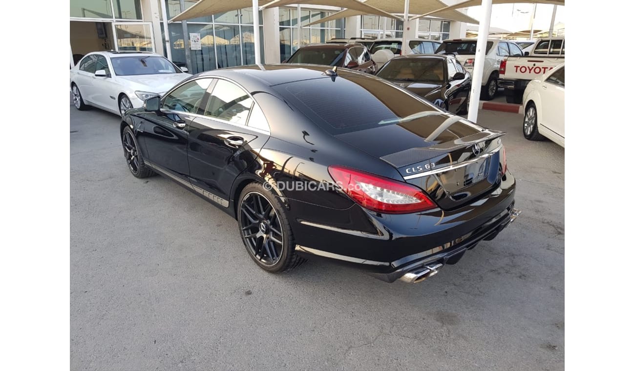 مرسيدس بنز CLS 550 مرسيدس ClS550 كت 63 السياره بحاله ممتازه من الداخل والخارج ولا تحتاج اي مصروف   عليها سيستم لكزوس  و
