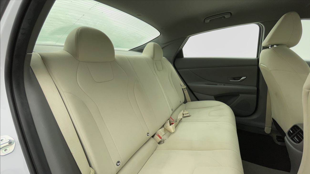 Hyundai Elantra SMART 1.6 | Zero Down Payment | Home Test Drive