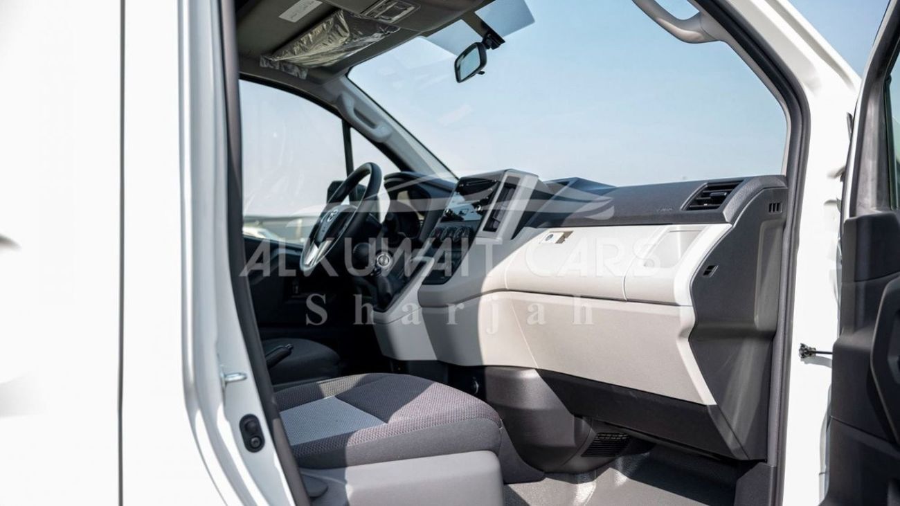 تويوتا هاياس TOYOTA HIACE HR 2.8D MT 13 SEATER MY2023