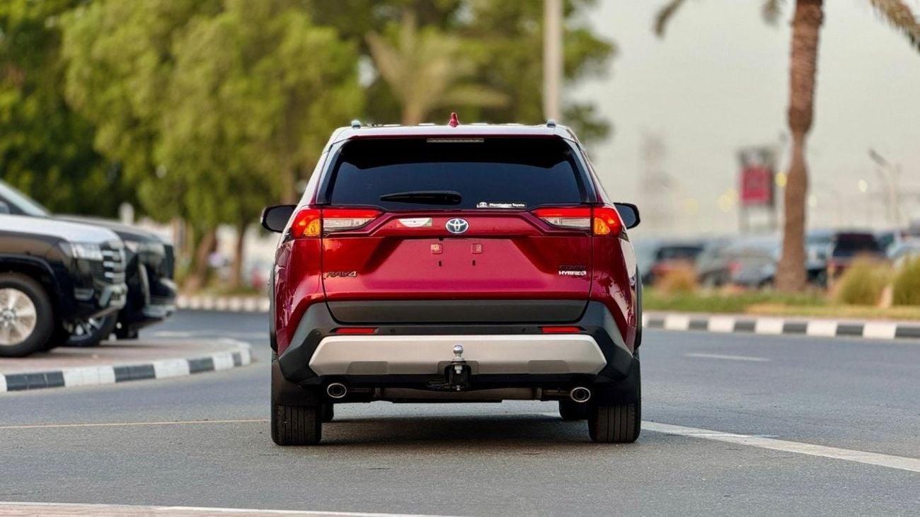 Toyota RAV4 2024 PREMIUM CONDITION | 2.5L HYBRID ENGINE | SUNROOF | DIGITAL REAR VIEW MIRROR | RHD | 2024