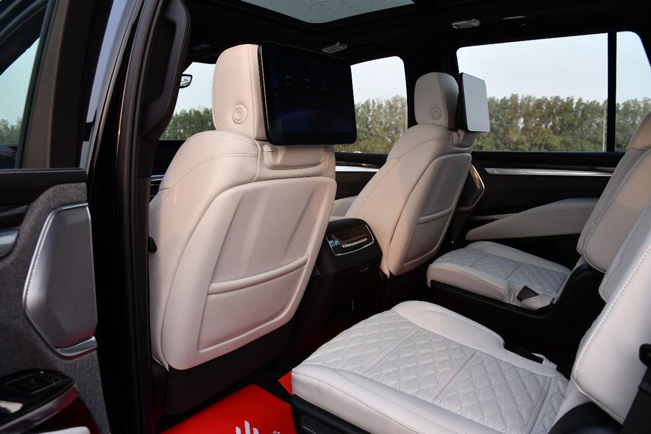 Cadillac Escalade Premium Luxury Platinum 6.2L 4WD