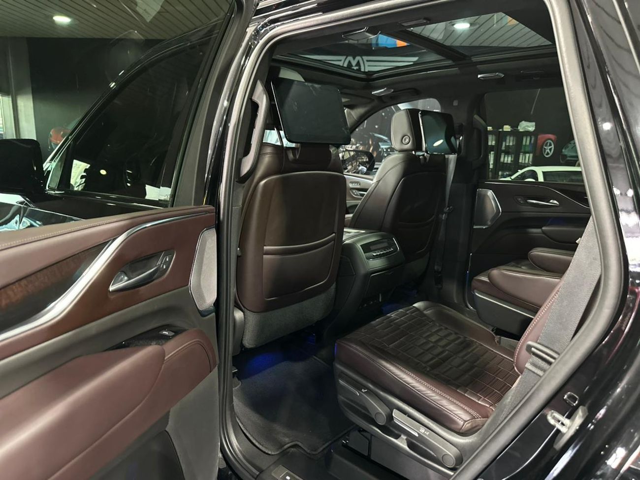 كاديلاك إسكالاد Premium Luxury 6.2L 4WD