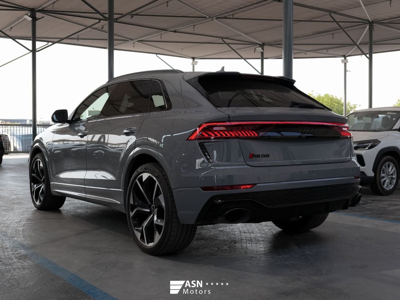 Audi RSQ8