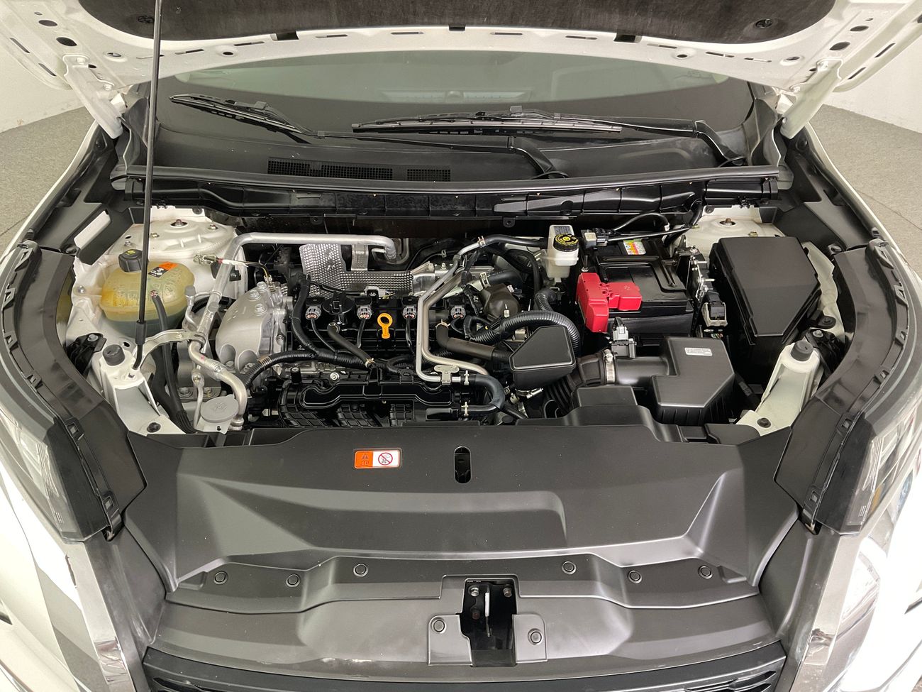 Mitsubishi Outlander Highline | Guaranteed Warranty | 0 Down Payment