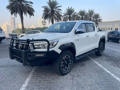 Toyota Hilux Toyota Hilux D4D Engine 2.8 Diesel Transmission colour white Automatic Interior Black D4D 4DOOR 5sea