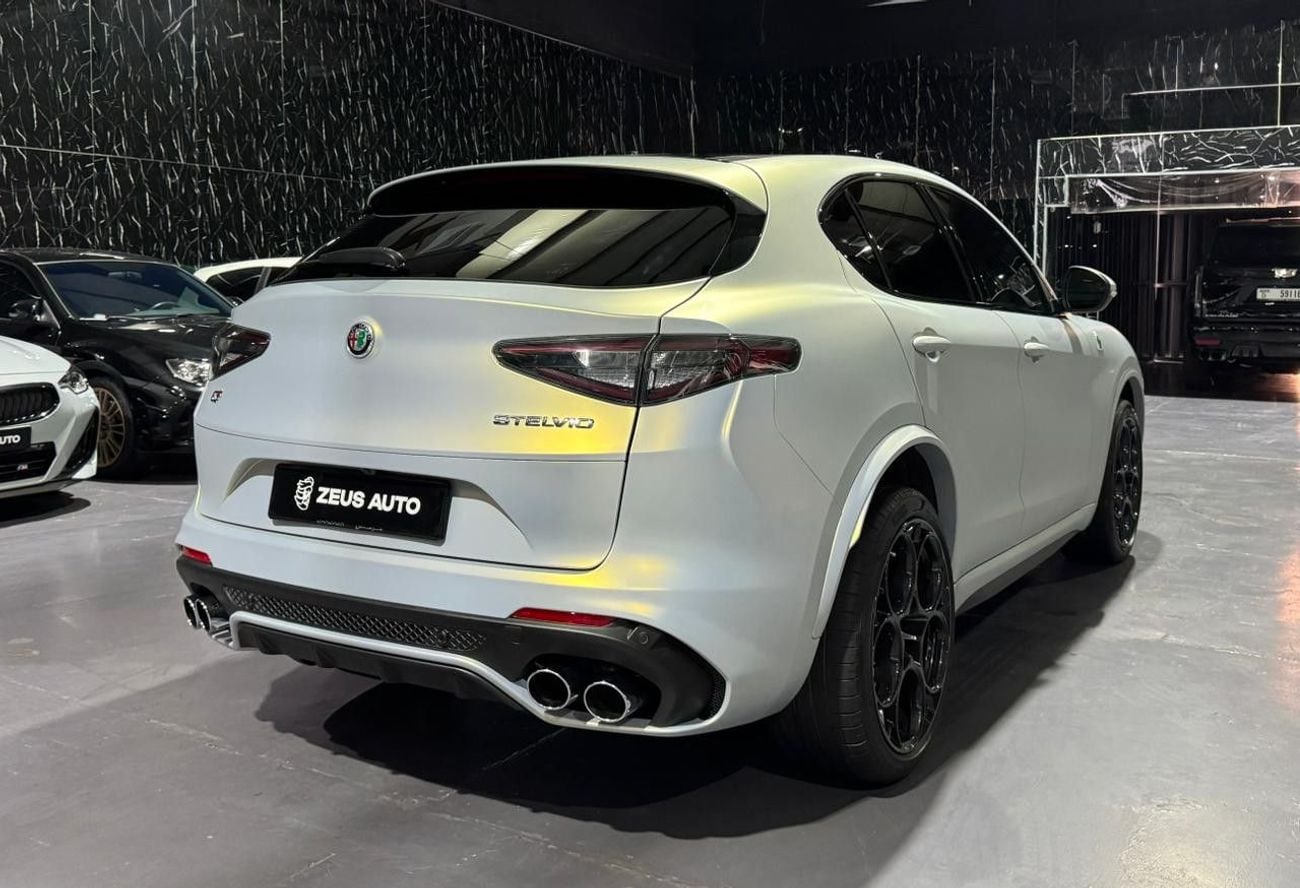 Alfa Romeo Stelvio QUADRIFOGLIO