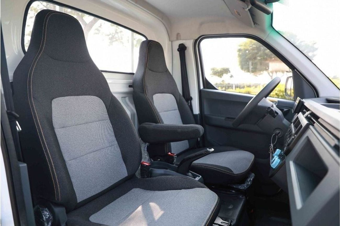 Geely Farizon 2024 SUPER VAN FARIZON F1E FENCE - WHITE inside BLACK | Export Only