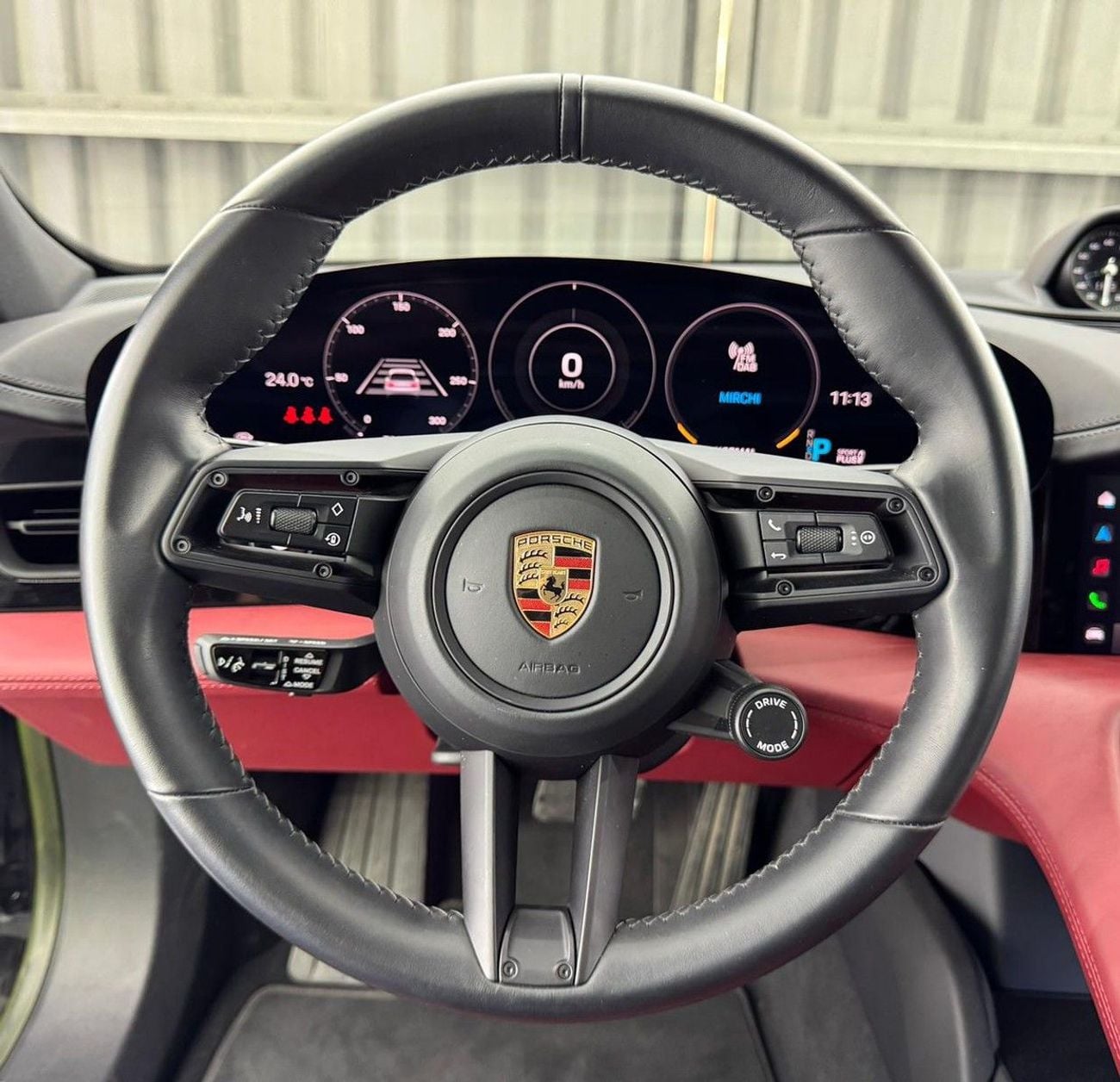Porsche Taycan STD