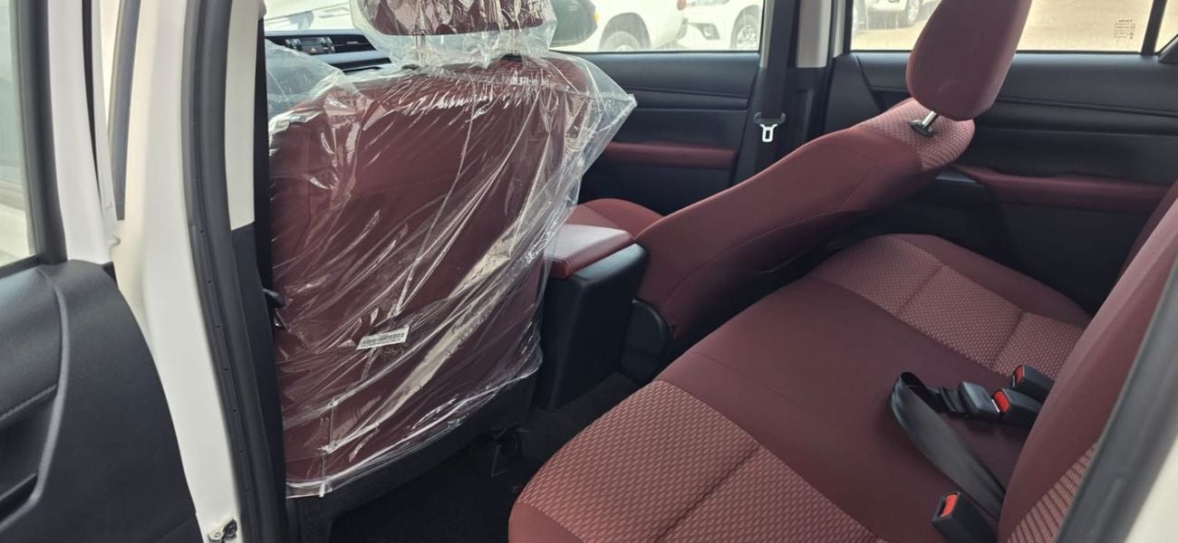 Toyota Hilux PETROL 4X2 AUTO GEAR